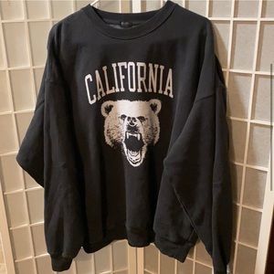 Erica Crewneck Oversized California Bear *HTF* 🐻